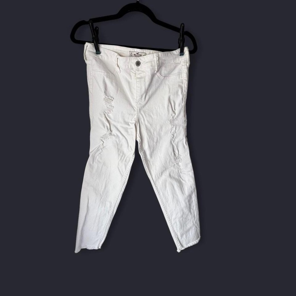 Hollister White Distressed Jeans Size 9‎